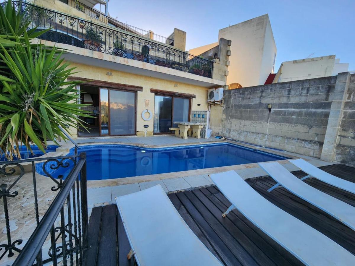 Gozo Island Escape Sleeps 4 With Private Bathroom Ghajn il-Kbira  Buitenkant foto