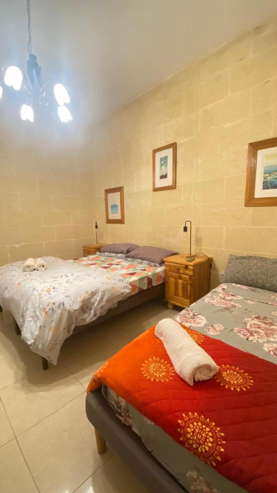 Gozo Island Escape Sleeps 4 With Private Bathroom Ghajn il-Kbira  Buitenkant foto
